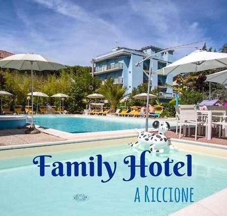 Hotel Tre Rose Riccione Bagian luar foto